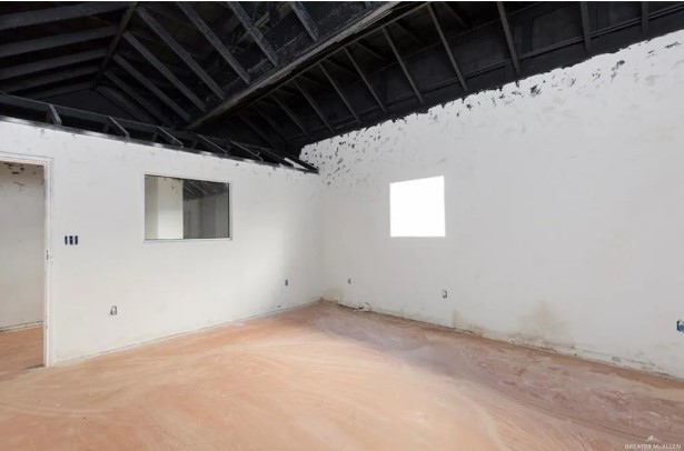 Commercial Property for Sale in Edinburg Texas 78539
